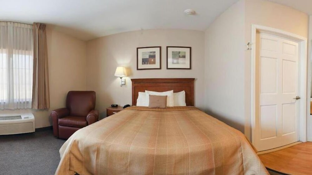 Candlewood Suites Elkhart 6/26