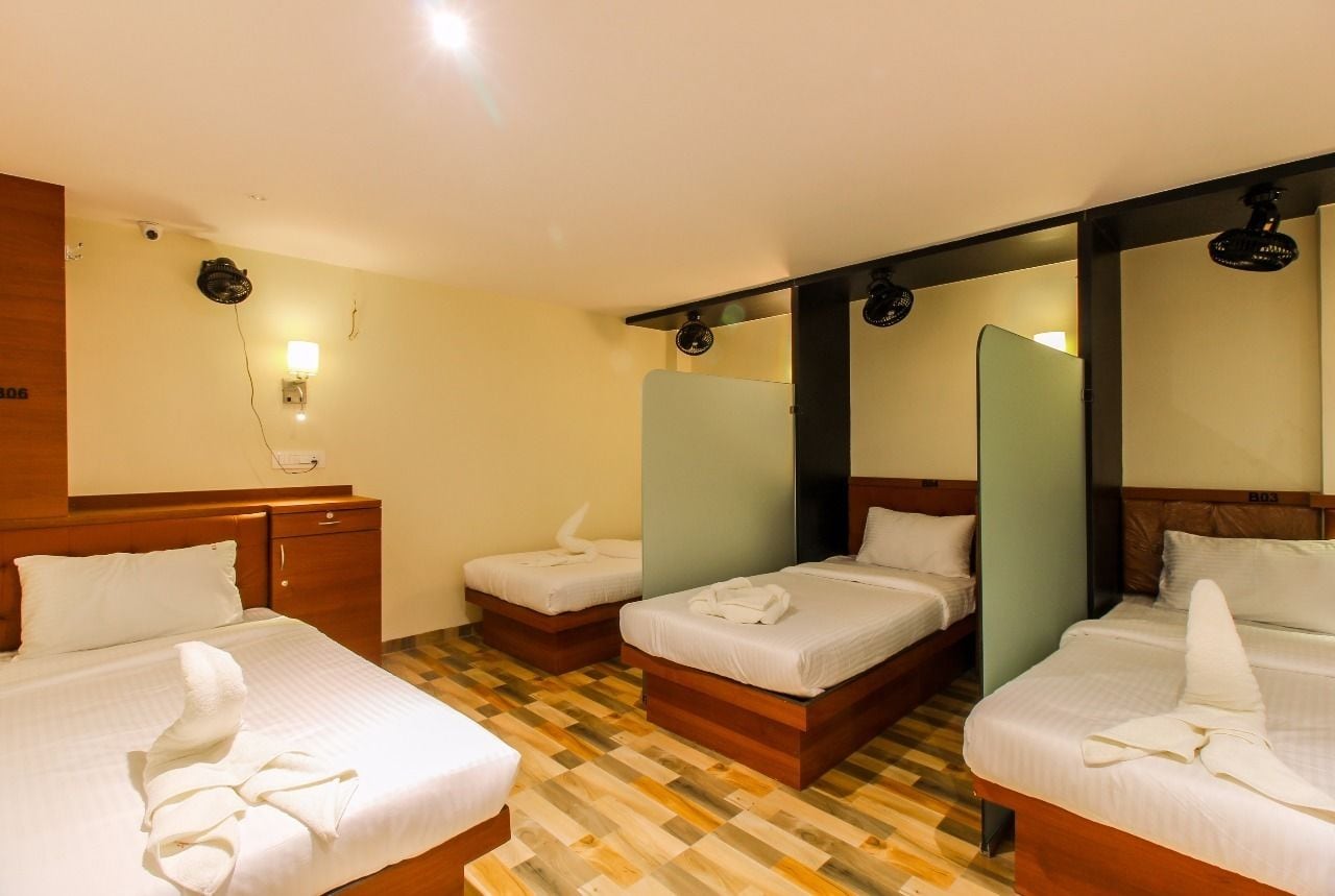 MALE DORM, EXECUTIVE