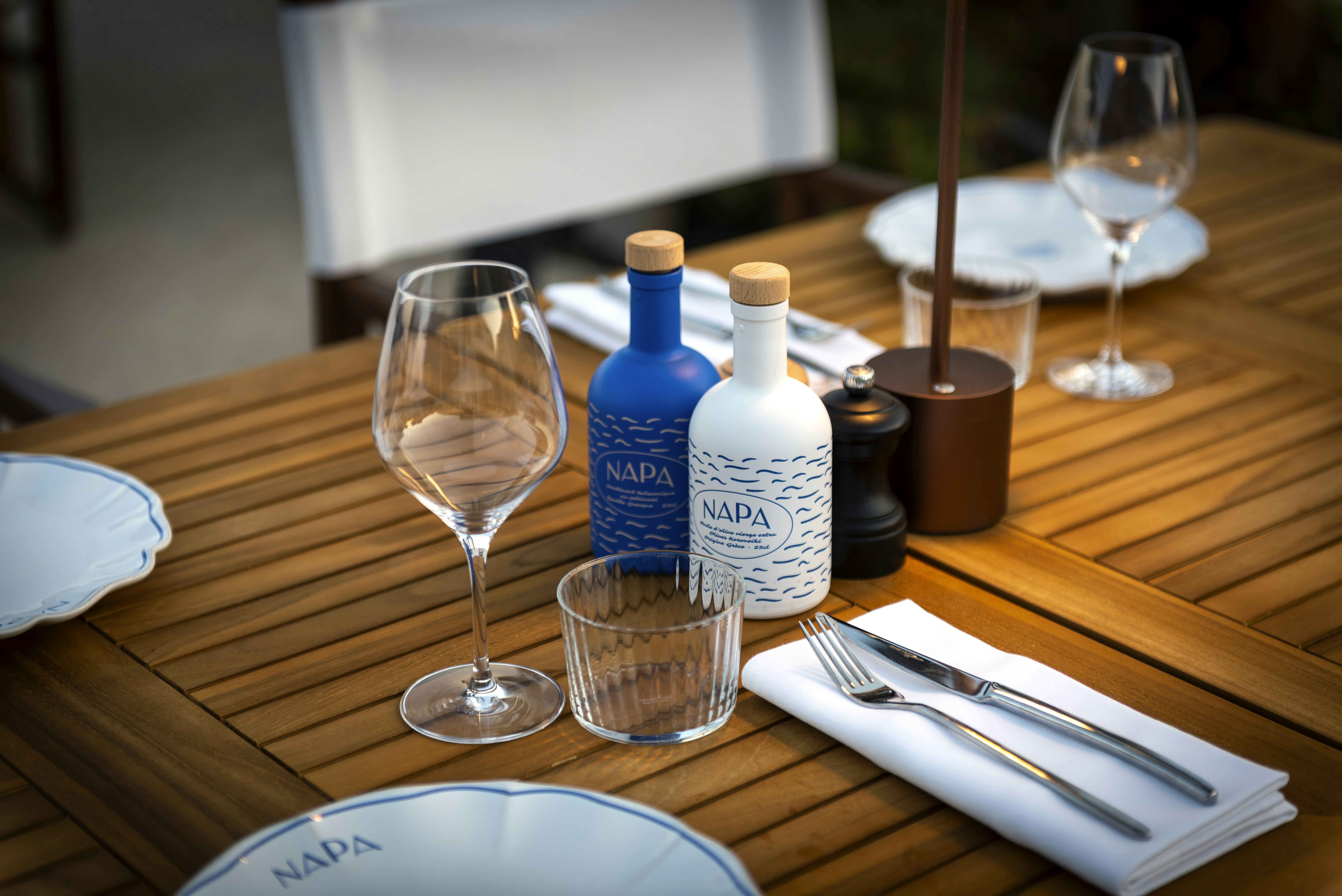 Marina Bay Riviera Hotel, Curio Collection by Hilton 44/54