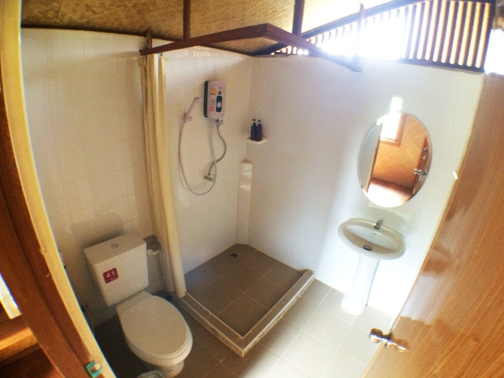 Pai Country Hut 47/50