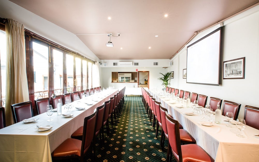 Glenferrie Hotel 47/61