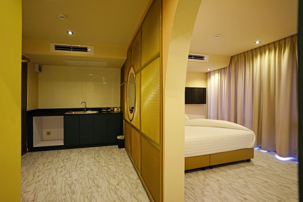 4 Monkeys Hotel Bangkok 21/50