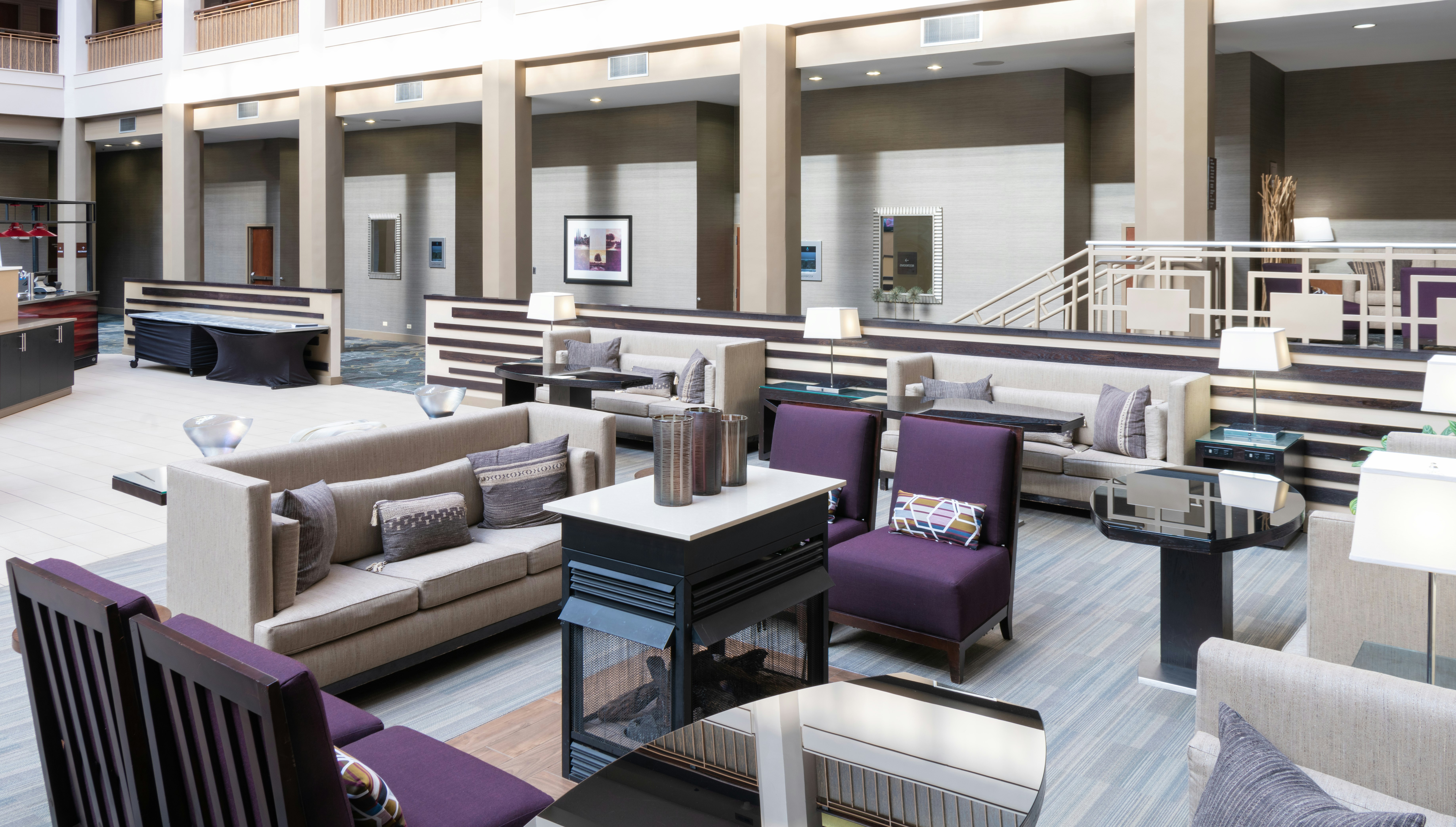Embassy Suites by Hilton Chicago North Shore Deerfield 37/65