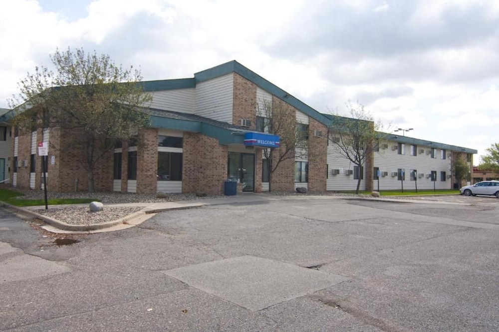 Motel6 Lakeville, MN - South - Lakeville 41/59