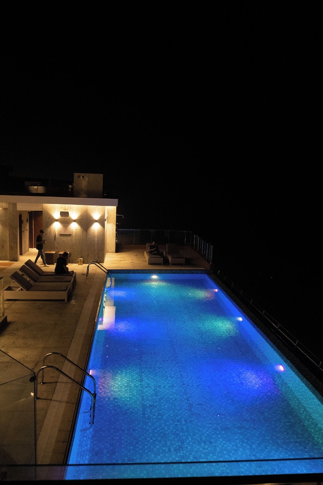 Ramada by Wyndham Cox's Bazar Kolatoli Beach 35/42