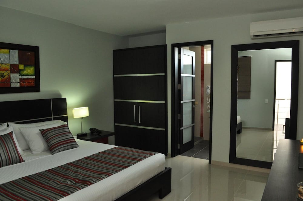 HOTEL OR 13/38