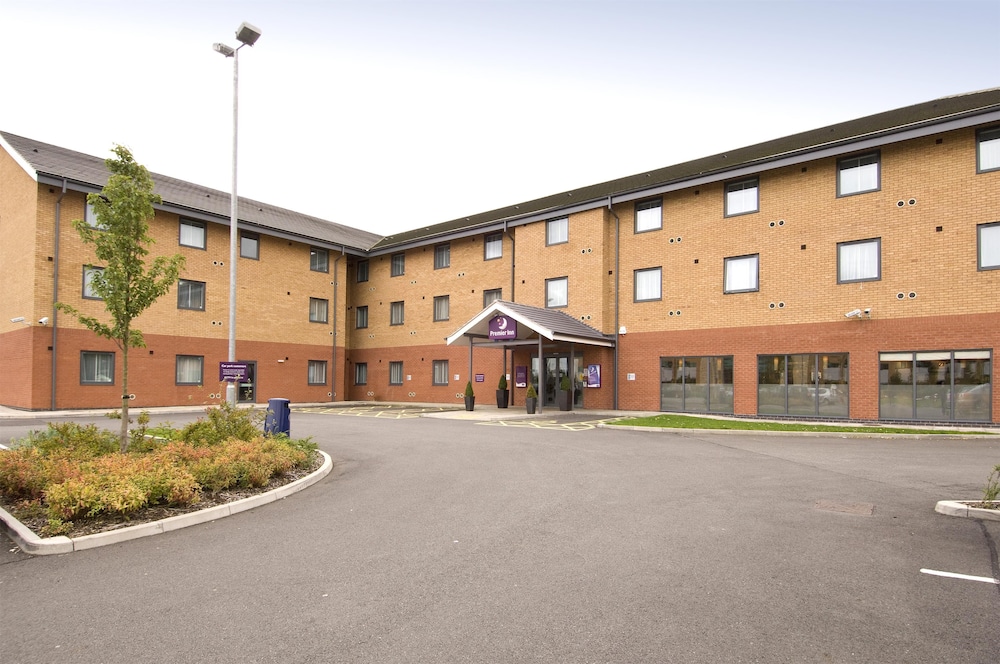 Premier Inn East Midlands Airport in DERBY - UK