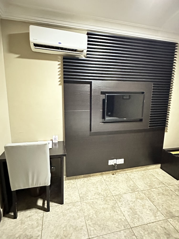 Msquare Hotel 28/31