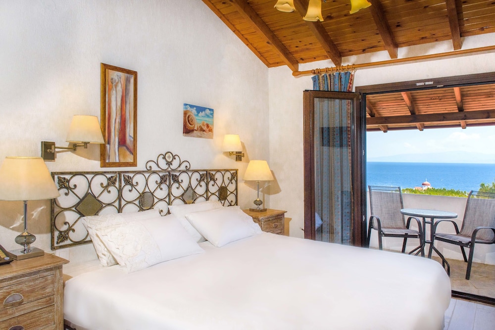 Leandros Hotel 8/50