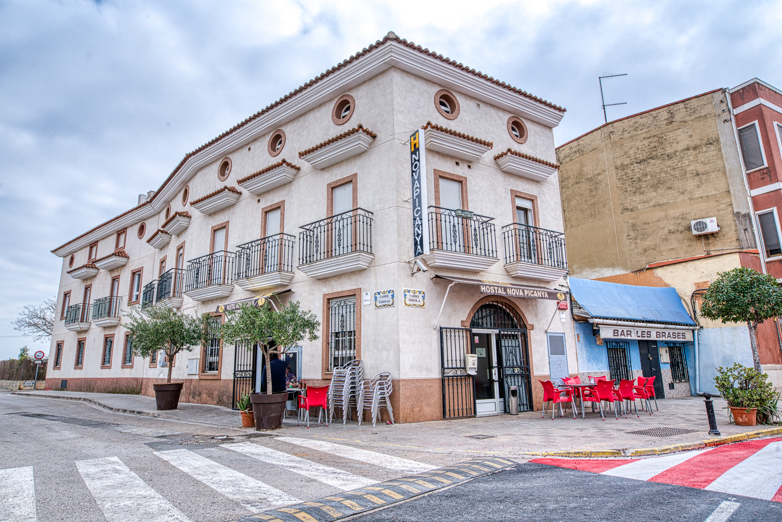 OYO Hostal Nova Picanya 9/11