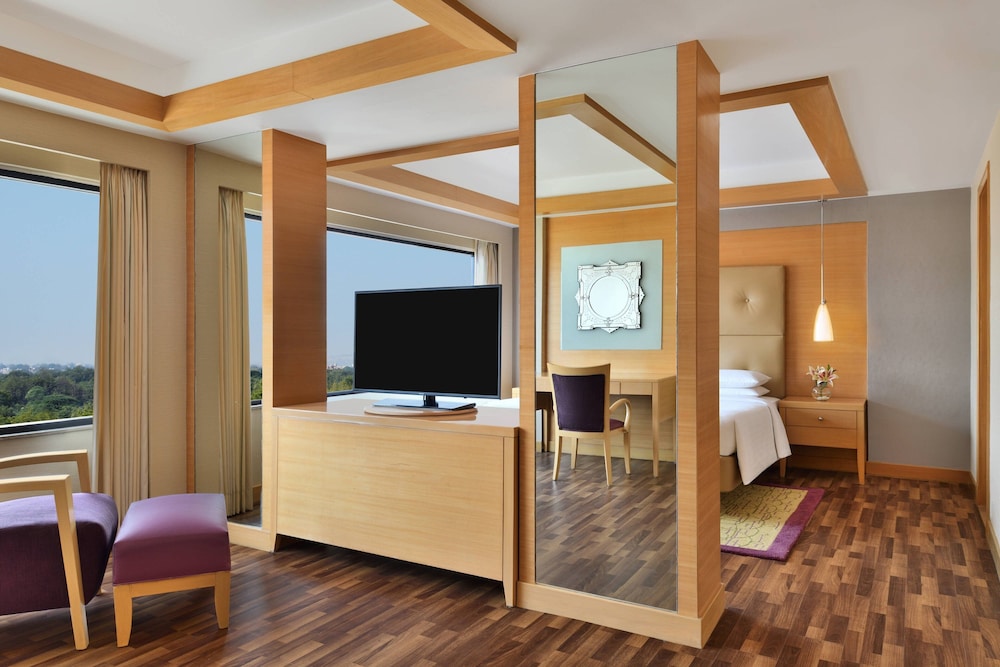 Courtyard By Marriott Chennai 30/38