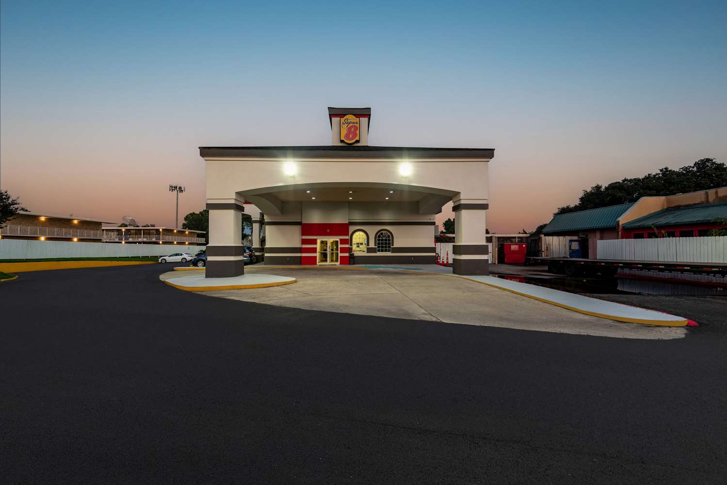 Super 8 by Wyndham Baton Rouge/I-10 4/31