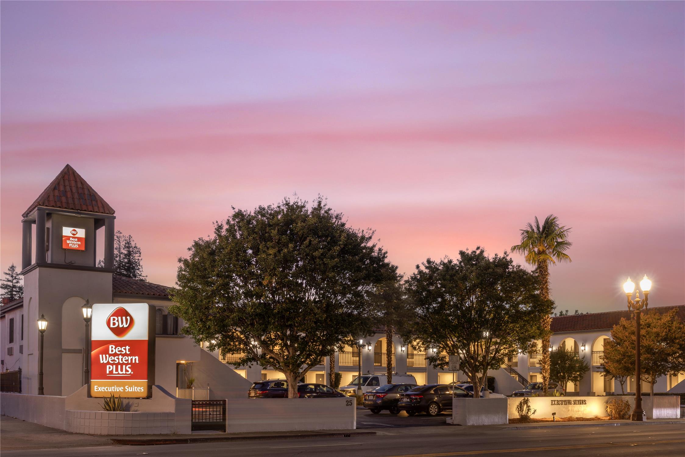 Best Western Plus Executive Suites 2/19