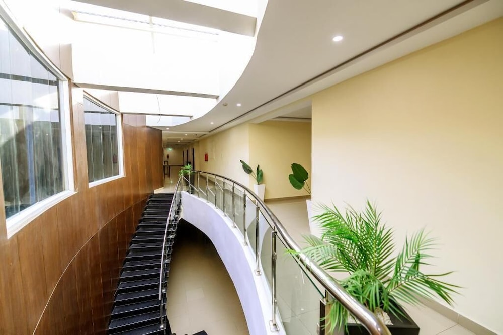 Hotel One Sahiwal 3/50