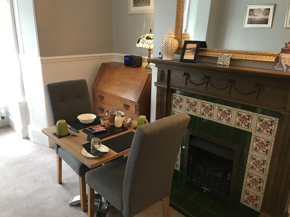 Greystoke House 37/50