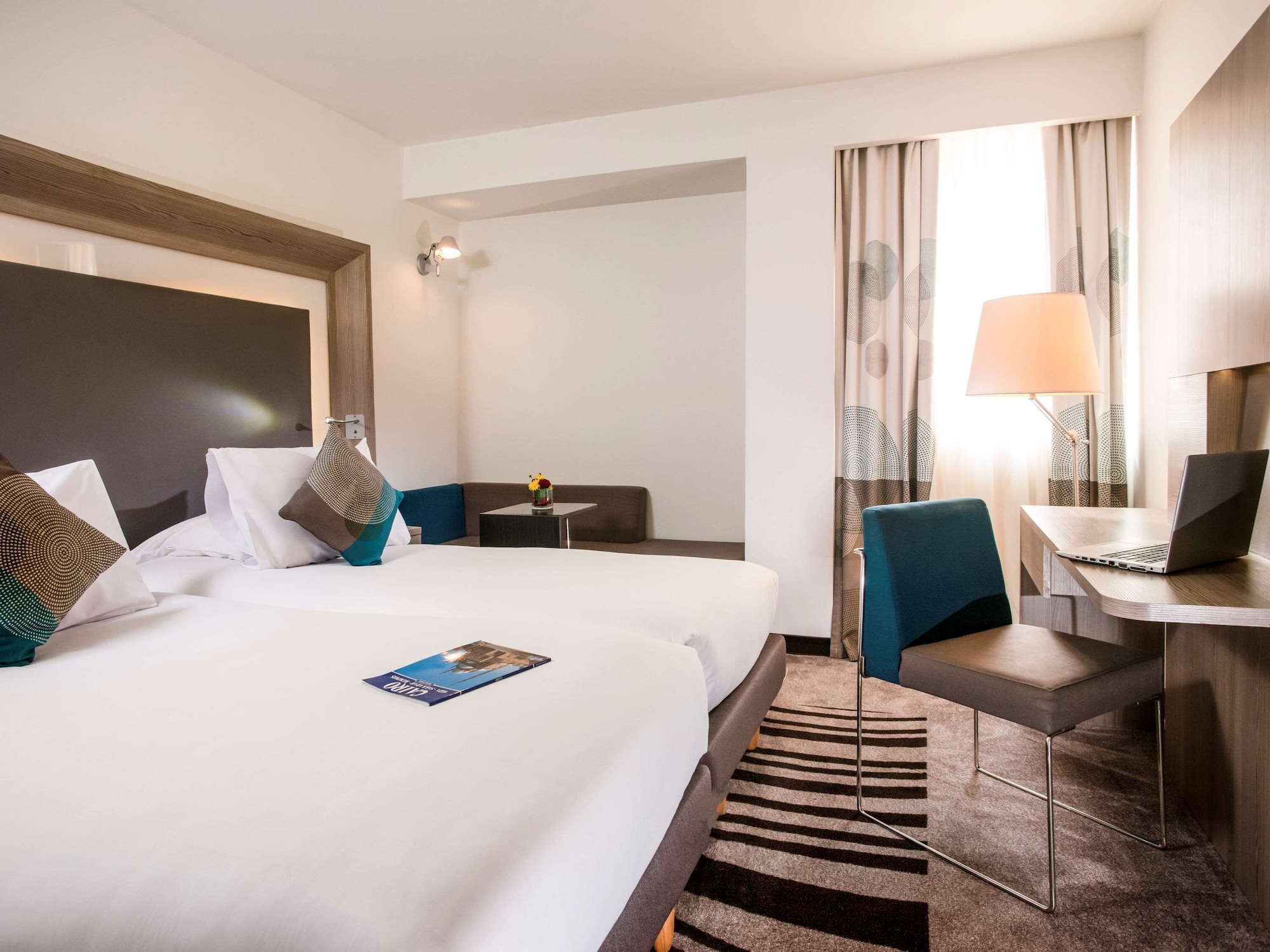 غرفة سوبيريور بسريرين منفصلين، Novotel Cairo Airport 4/10