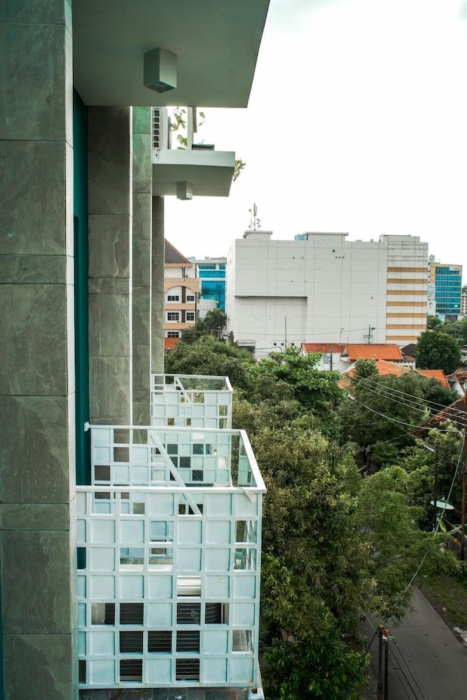 Hotel Aruuman Simpanglima Semarang 4/40