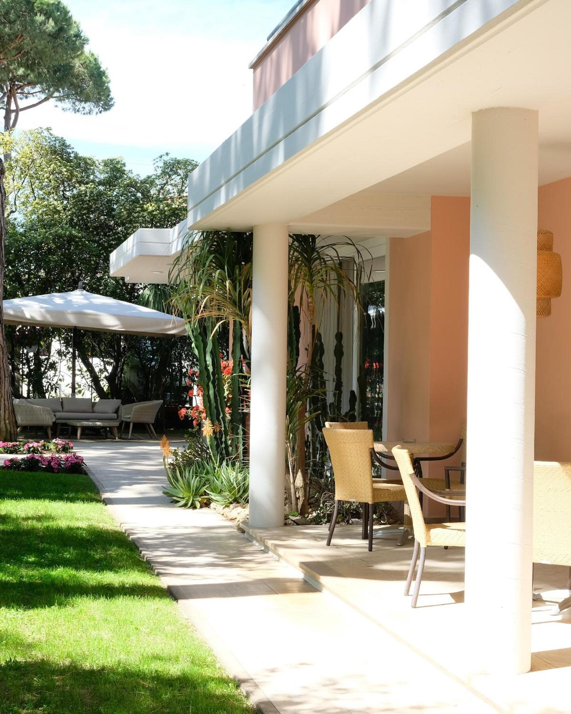 Hotel Piccolo Mondo 44/56