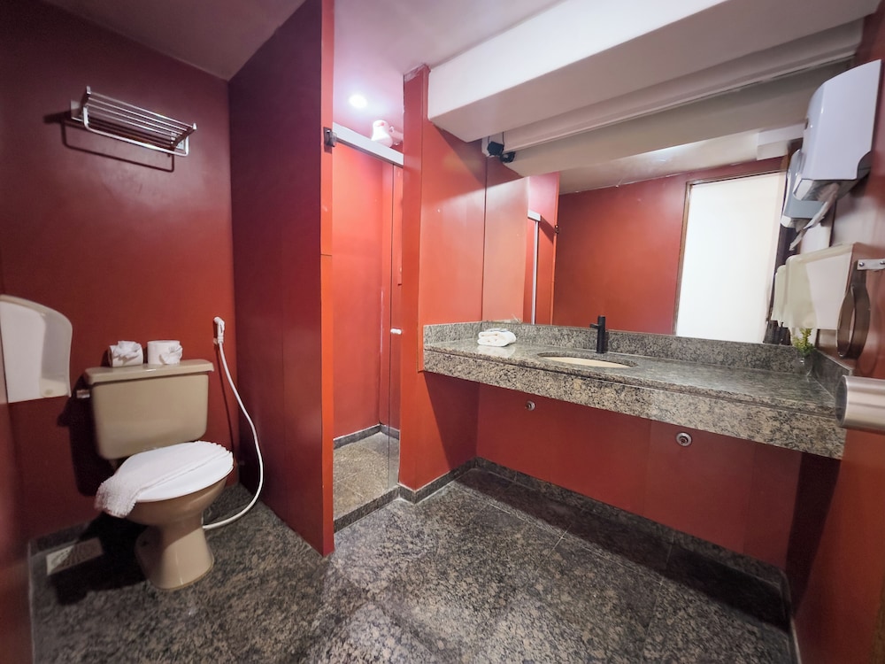 Rasa Hotel 34/35