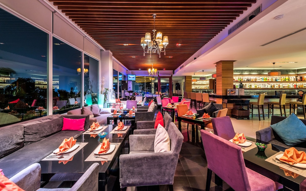 Club Wyndham Patong Hill Phuket 42/48