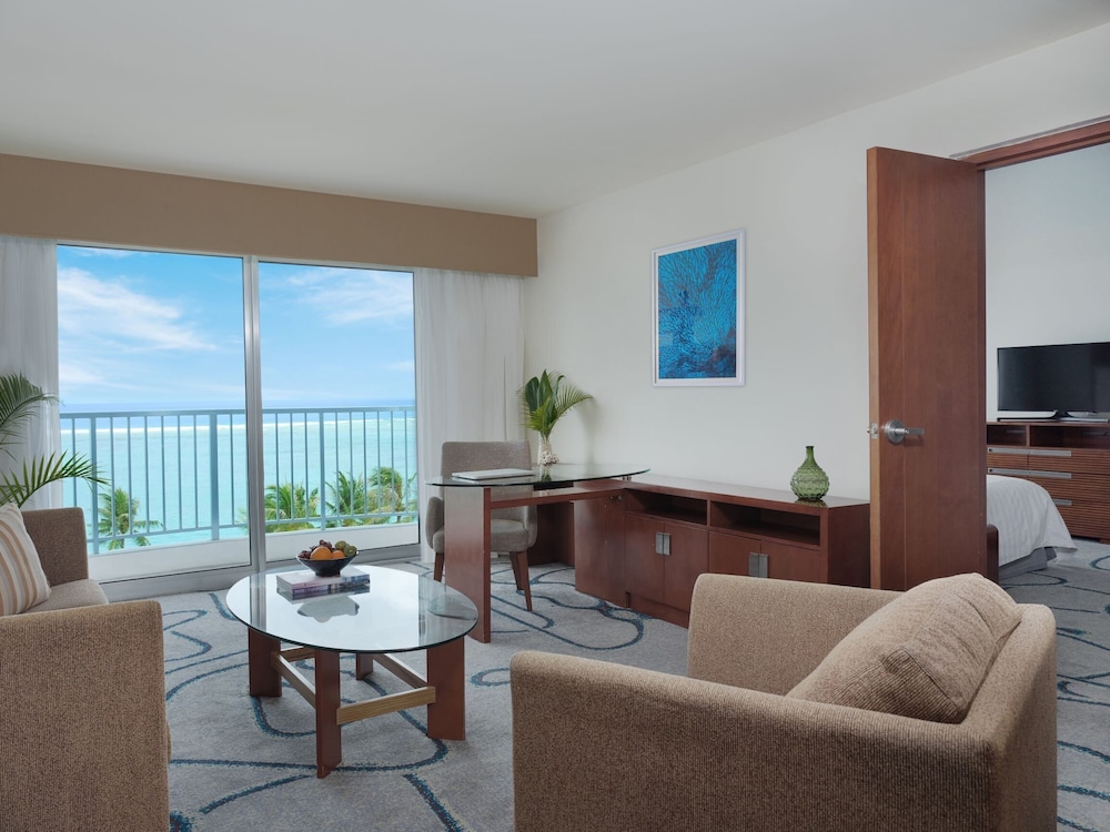 Crowne Plaza Resort Guam 63/95