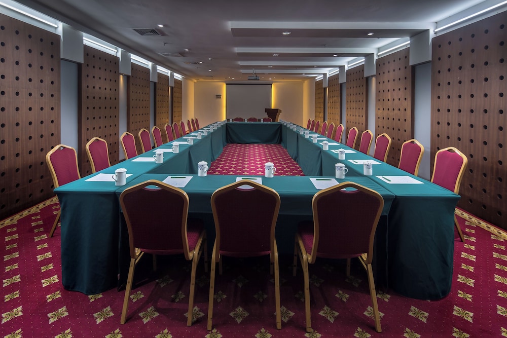 Guangdong Nanmei Osotto Hotel 40/55