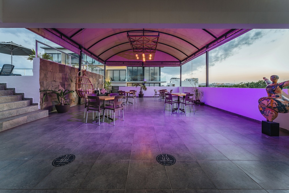 Soho Playa Hotel 49/64