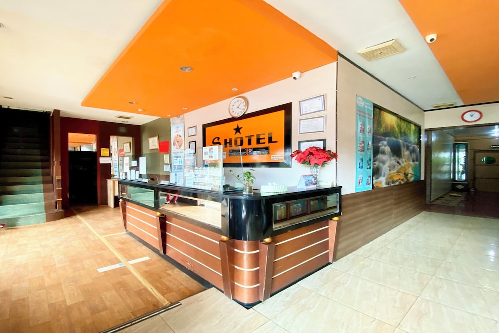 Collection O Batam near DC Mall formerly S Hotel 13/69