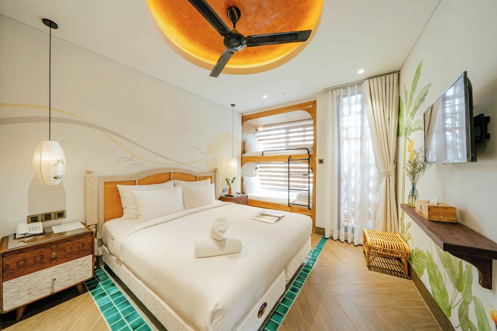 Seahorse Signature Danang Hotel by Haviland 10/50