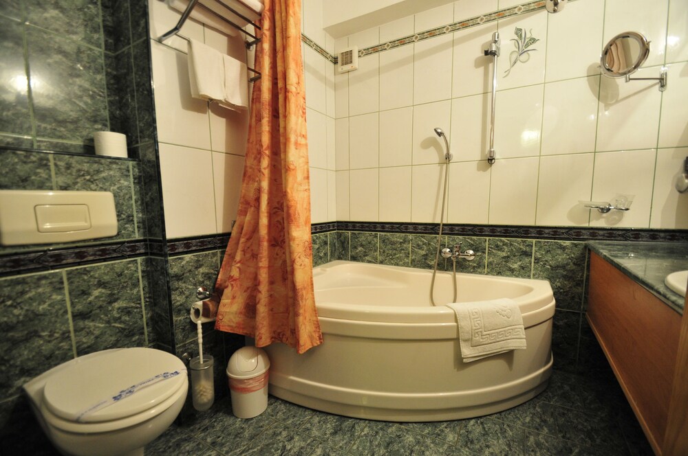 Ambassador Hotel 45/50
