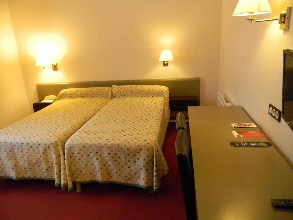 Brit Hotel Cahors Le France 38/61