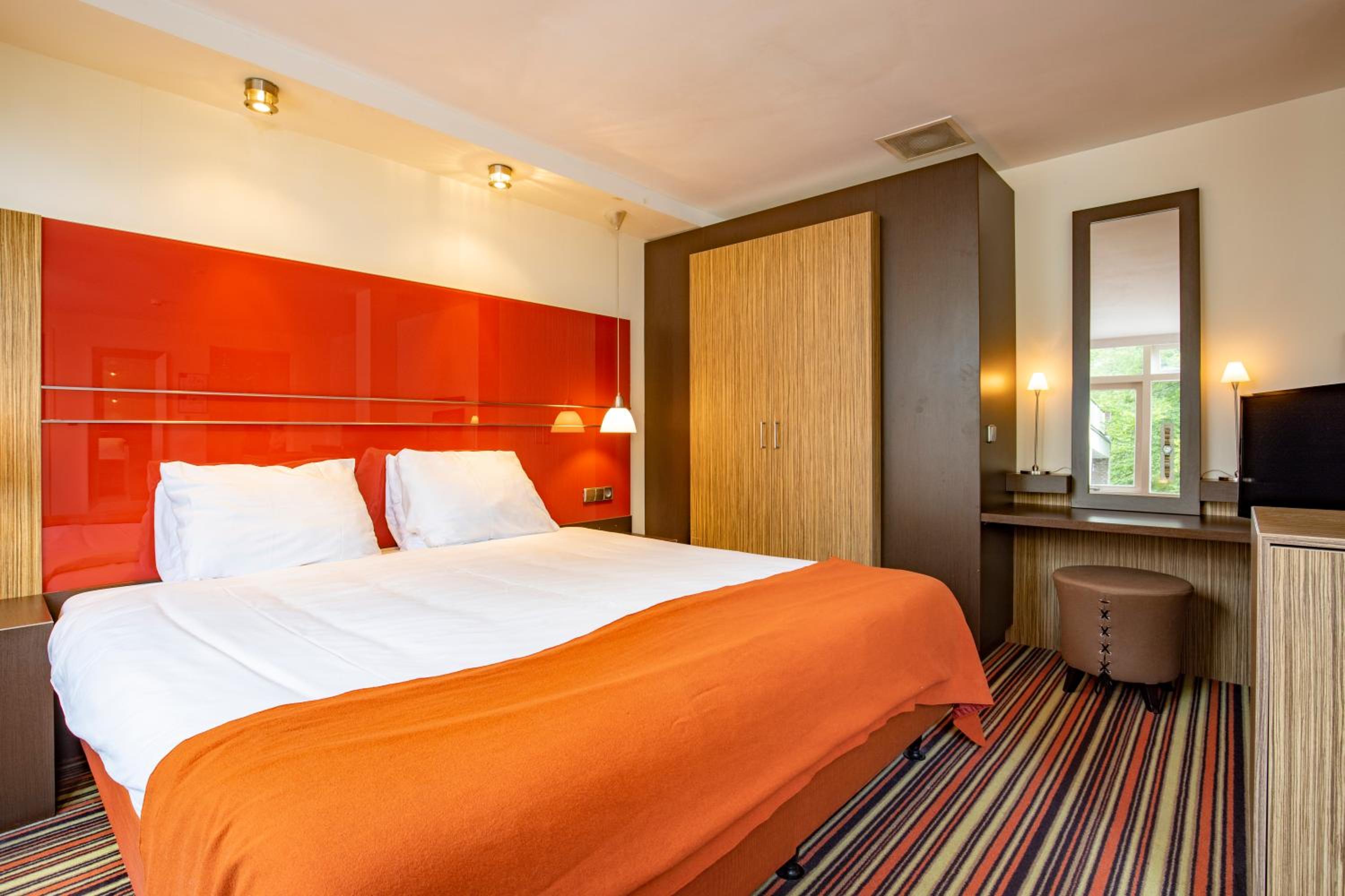 Junior Suite, King Bed