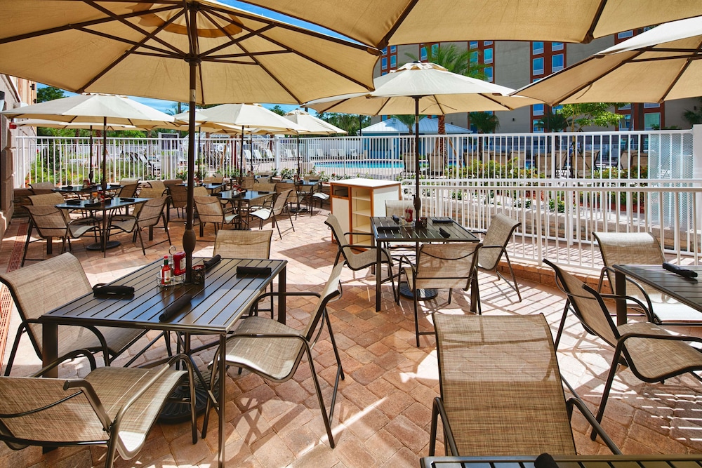 Radisson Hotel Orlando Lake Buena Vista South 42/53