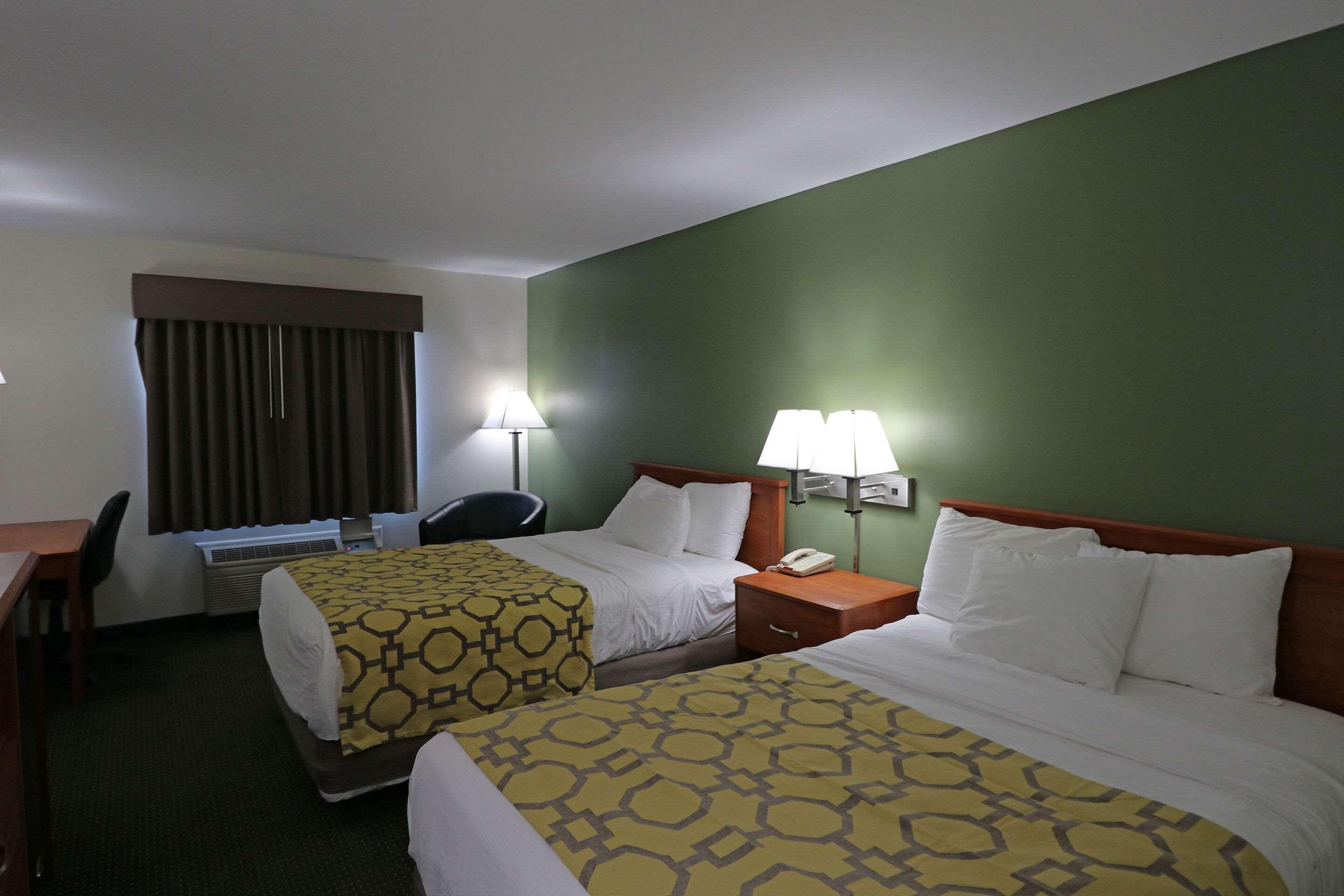 Upgrade, 2 Queen Beds