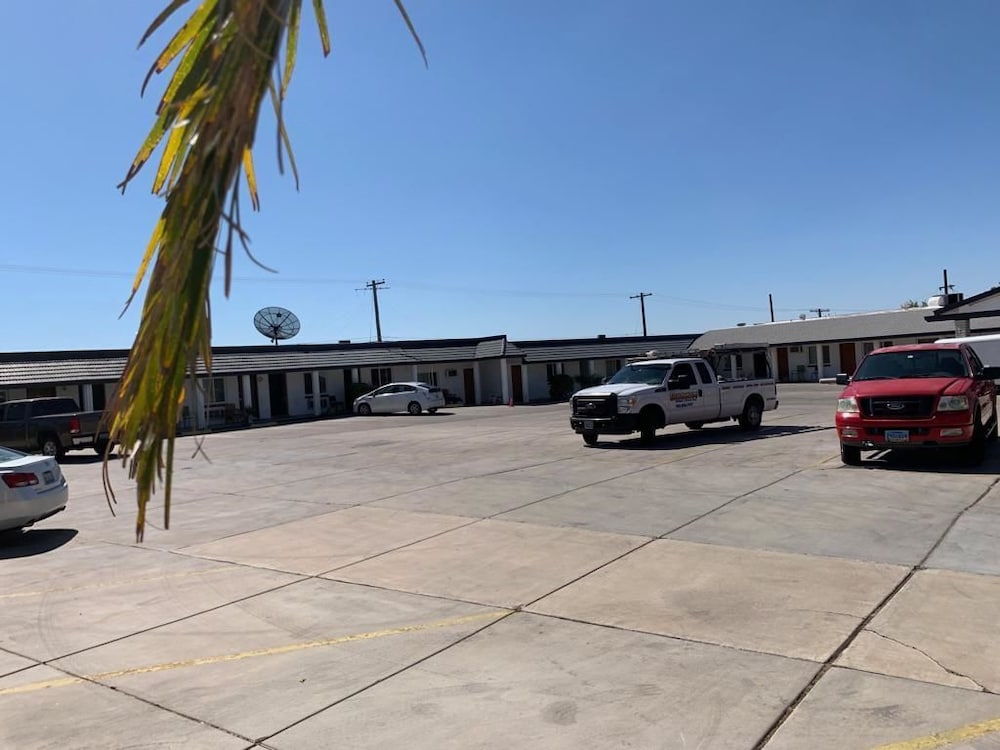 The Sands Motel 25/36