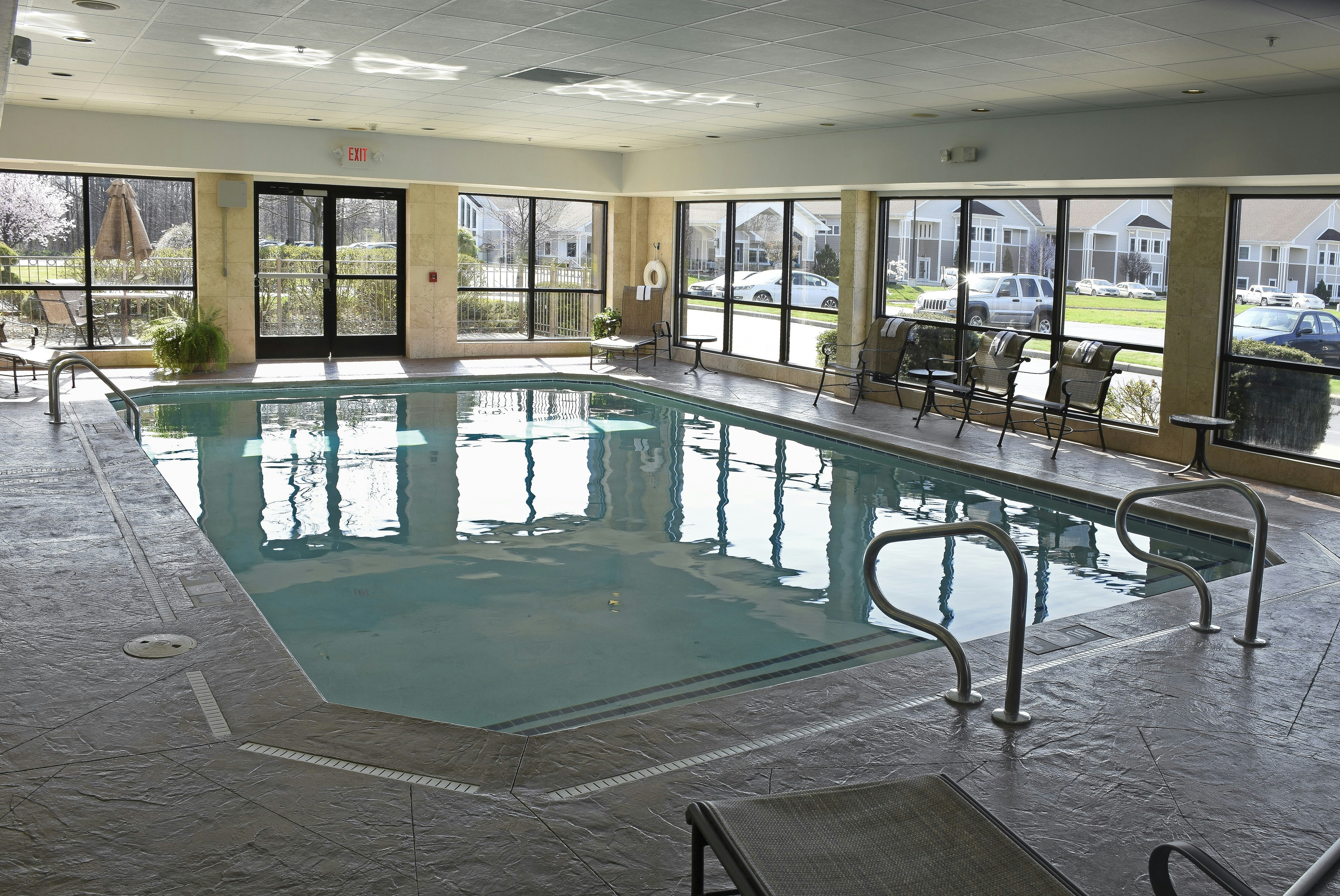 Hampton Inn & Suites Youngstown - Canfield 16/39