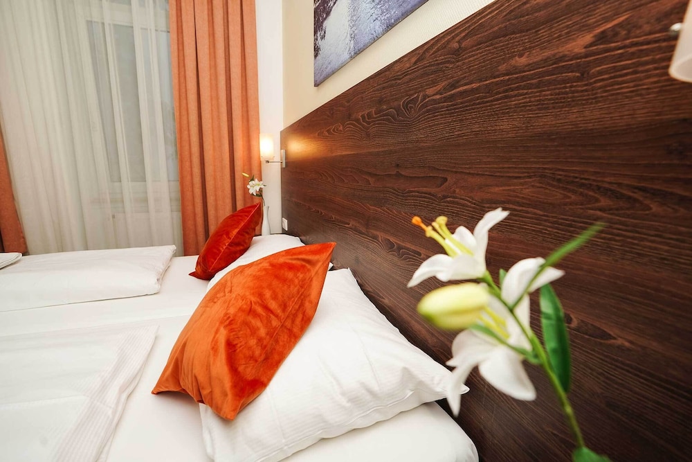 Hotel Little Paris 23/59