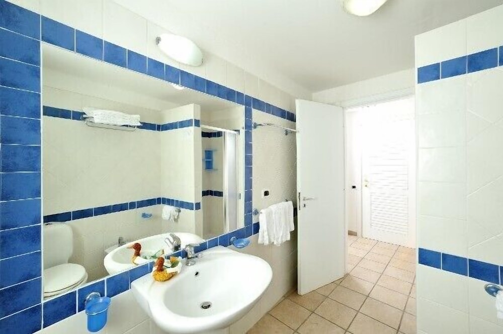 Family Suite, Queen Bed, Sofa
