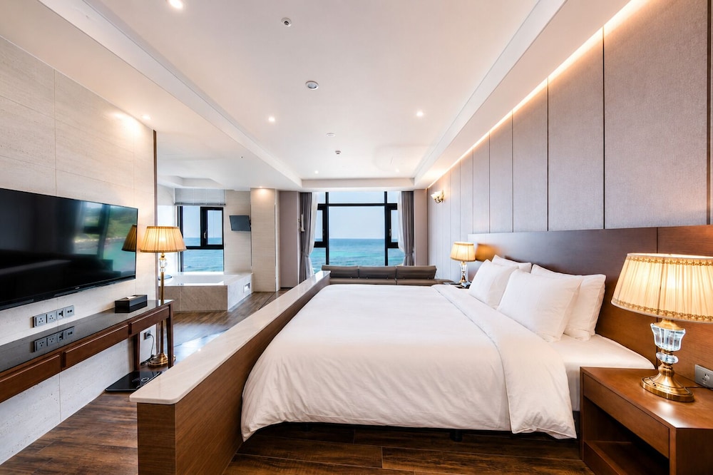 Dyne Oceano Hotel 33/75