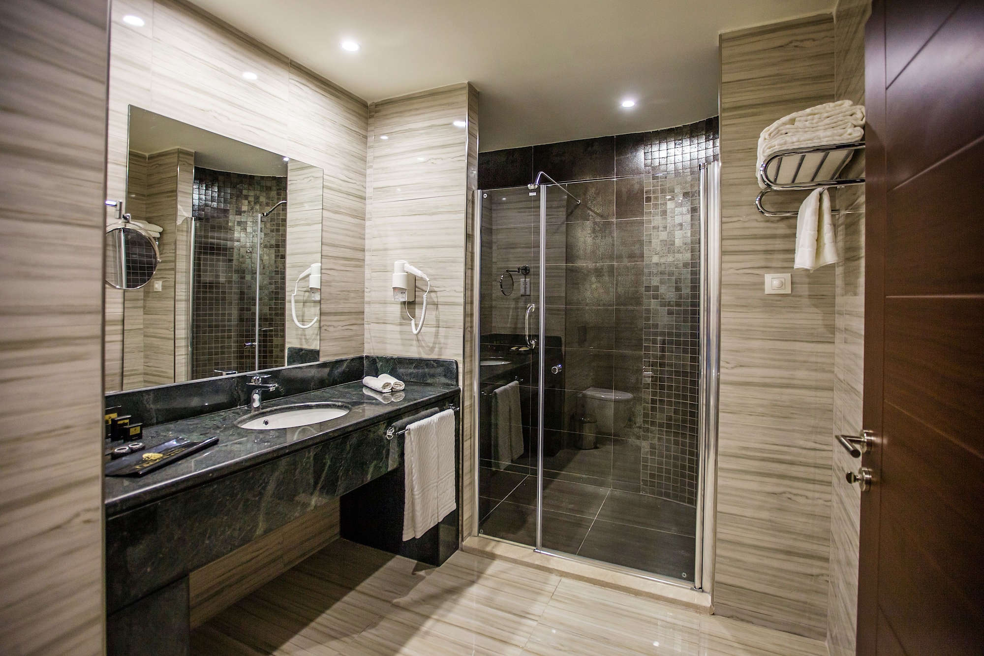 Superior, King Bed, Sea View, JRW Welmond Hotel & Casino Batumi 6/6