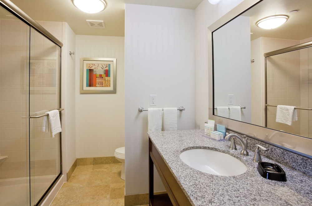 Hampton Inn & Suites Minneapolis/West-Minnetonka 7/25