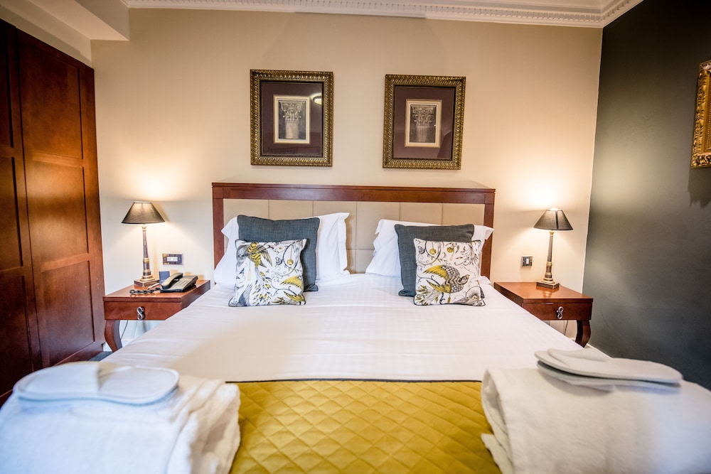 The Wild Pheasant Hotel and Spa 8/49