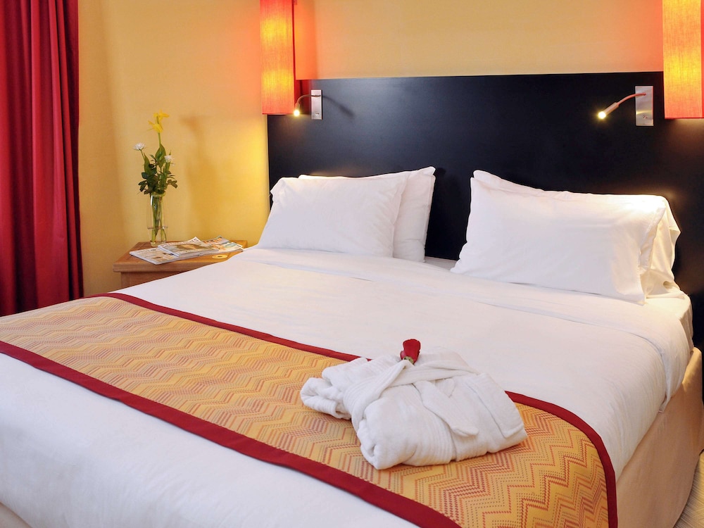 Mercure Alger Aeroport 17/78