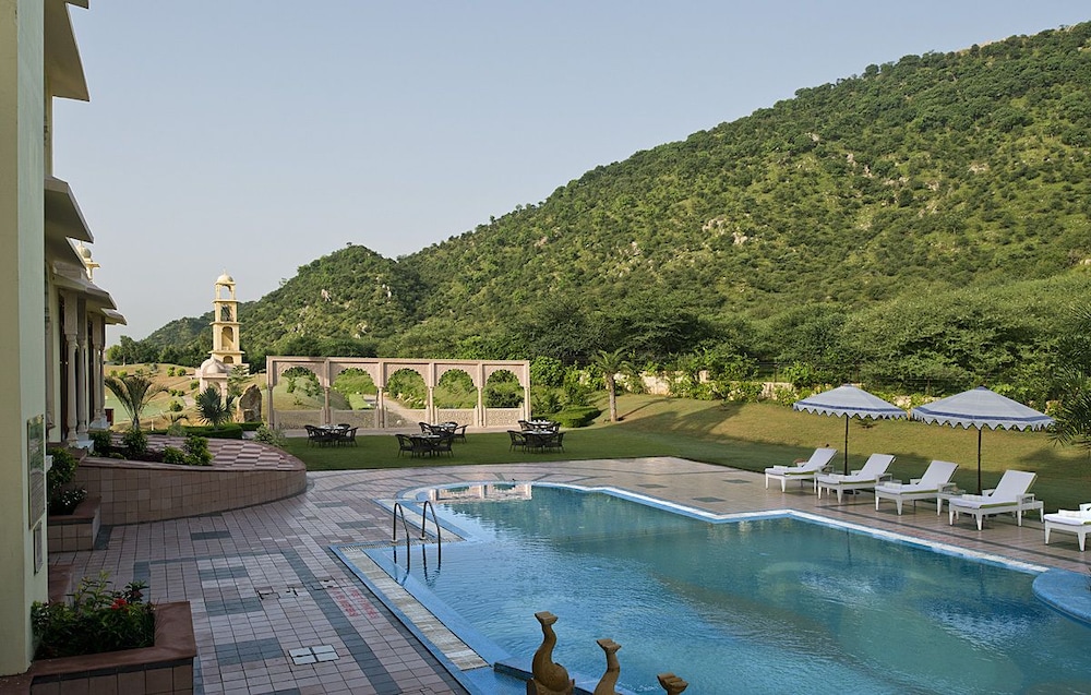 Rajasthali Resort And Spa 31/38