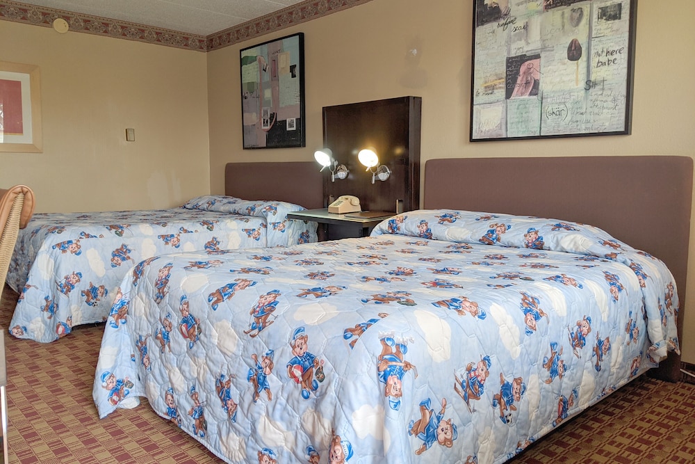 Americas Best Value Inn Vandalia 7/35