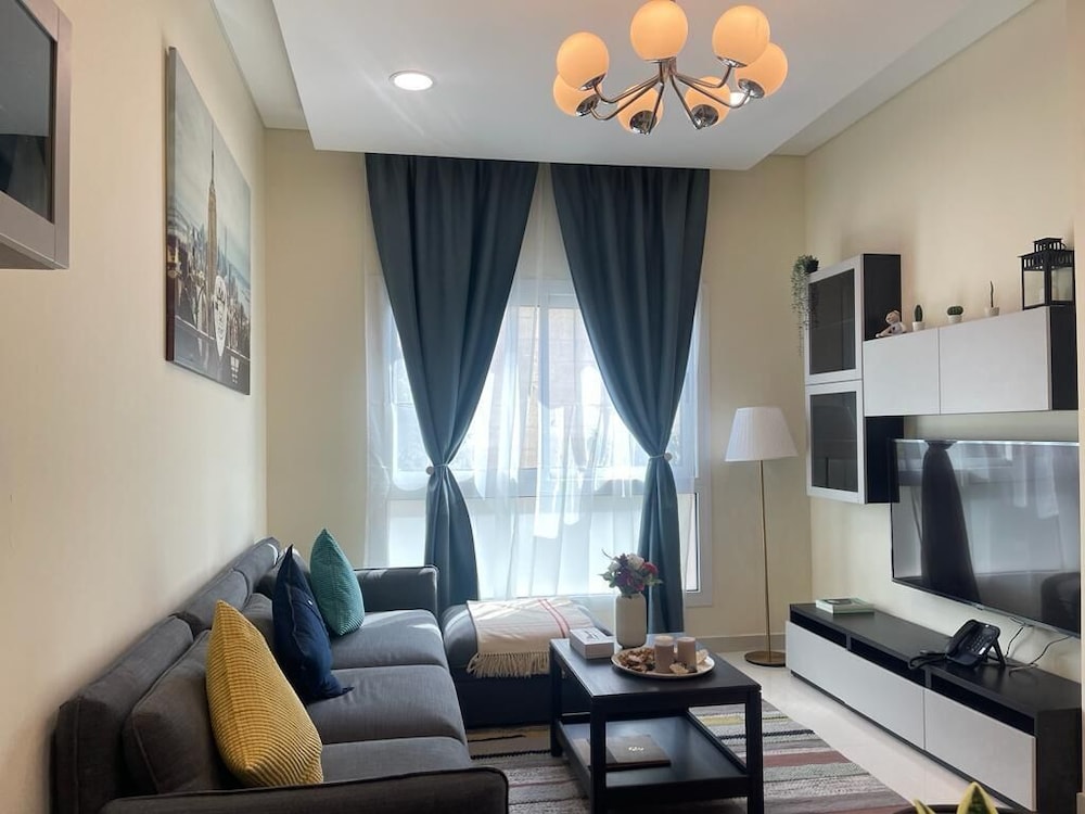 Al Manzil Residence & Suites 43/54