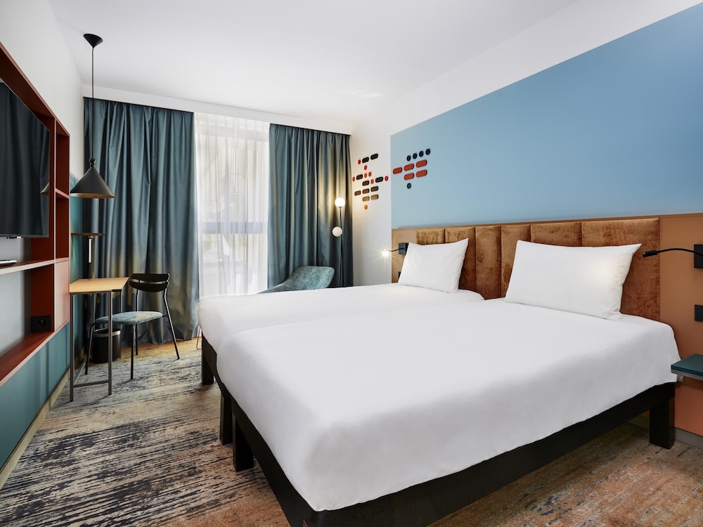 SUPERIOR, DOUBLE BED