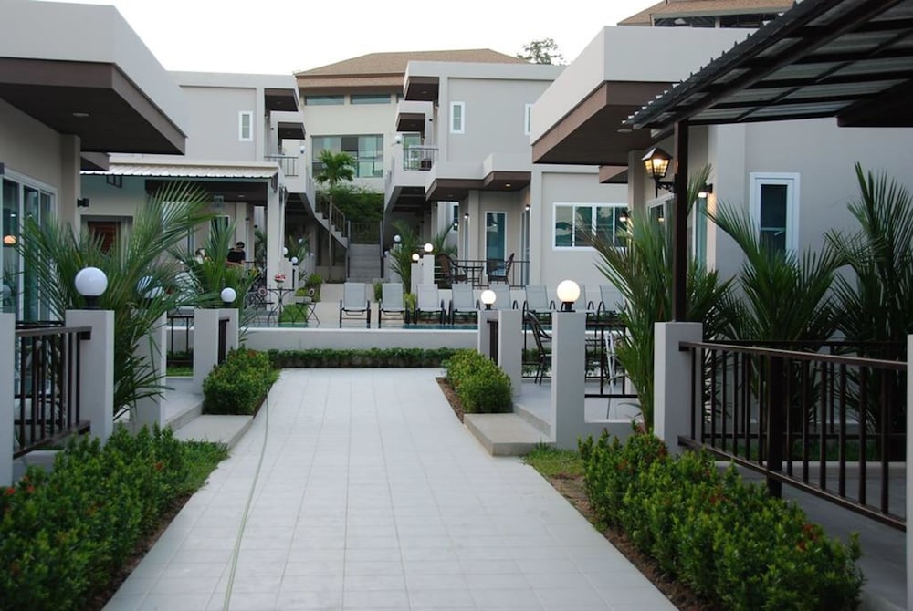 Thuan Resort 41/42