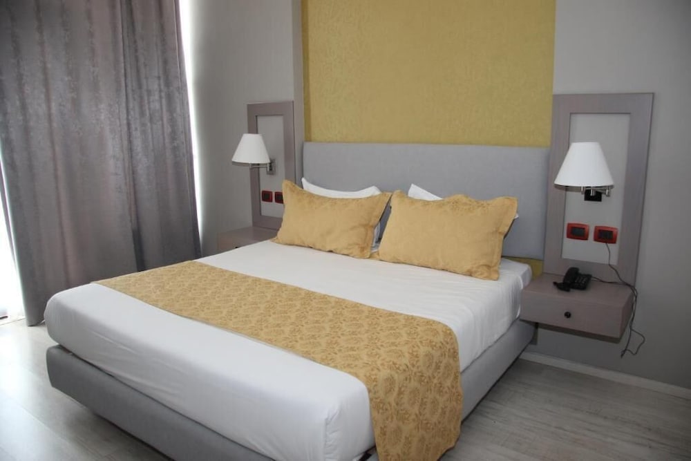 SUPERIOR, DOUBLE BED