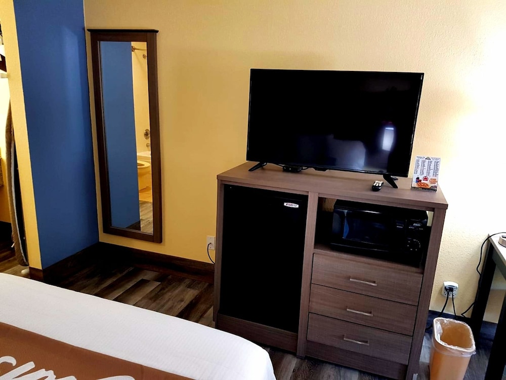 Days Inn by Wyndham Cleveland TN 27/30